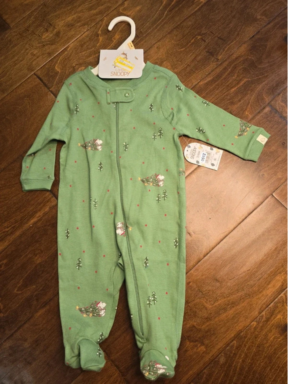 3 to 6m brand new snoopy, christmas pajamas item 512G8